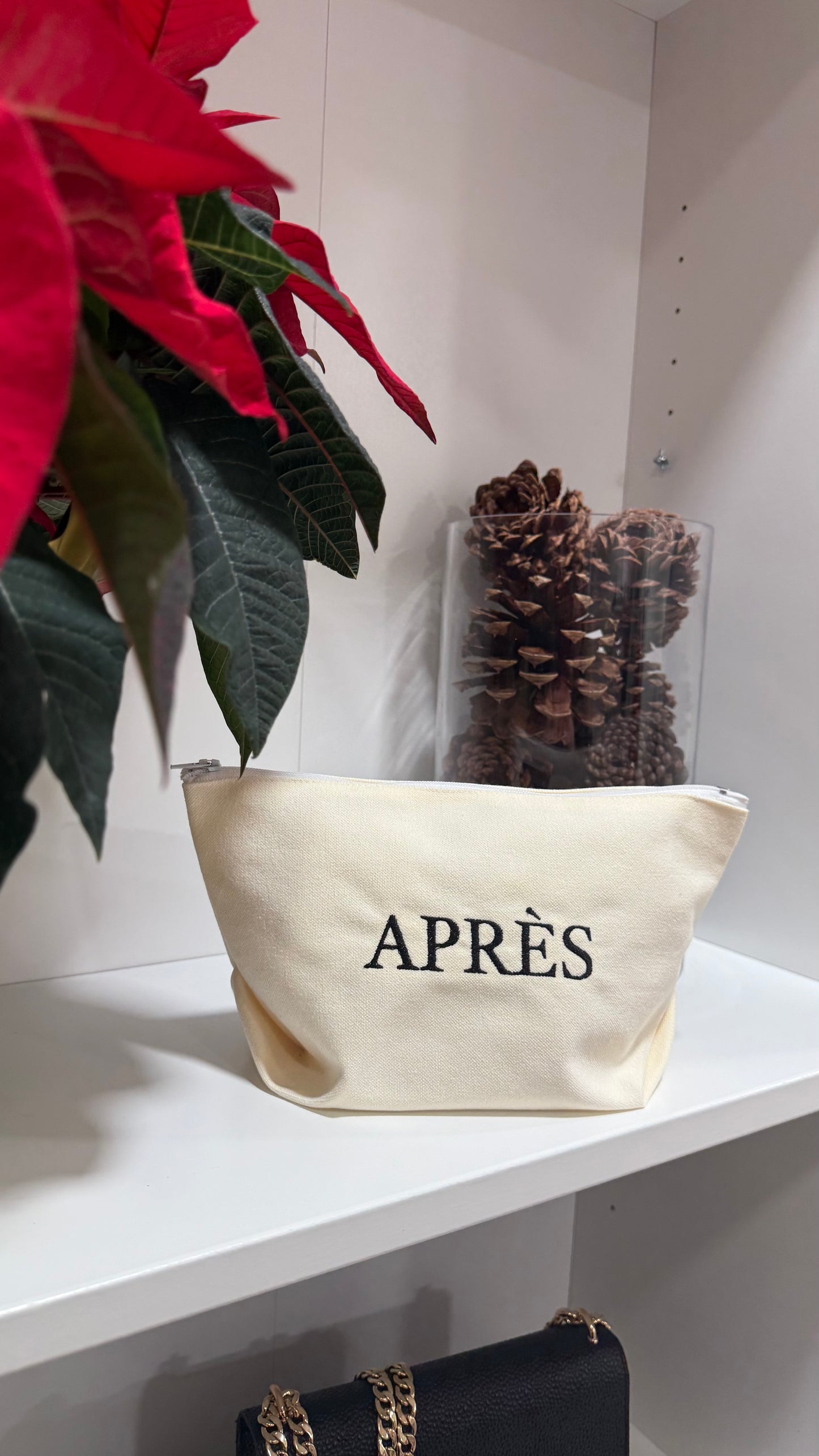Après Ski Canvas Zippy Pouch
