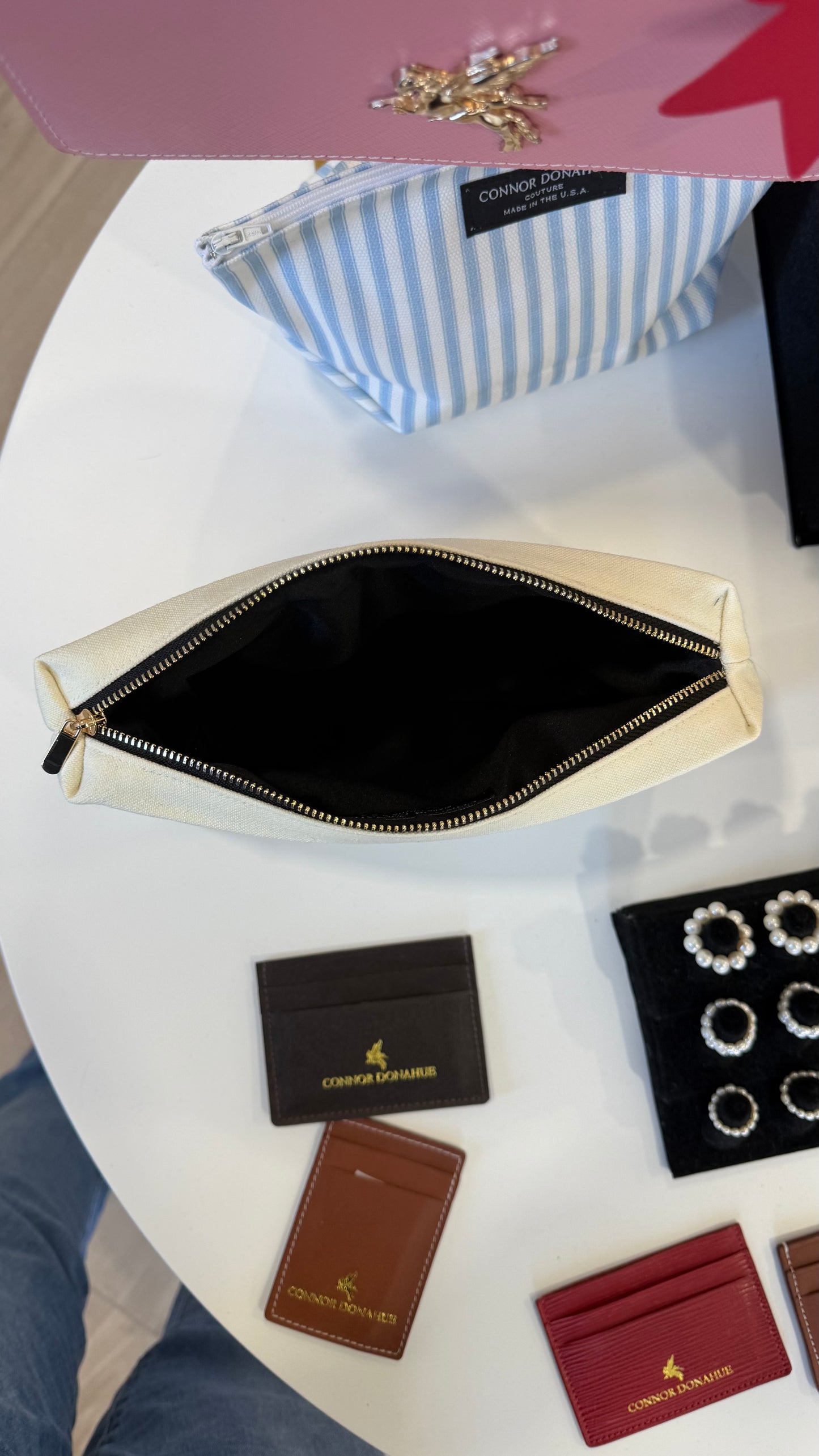 Après Ski Toiletry Bag