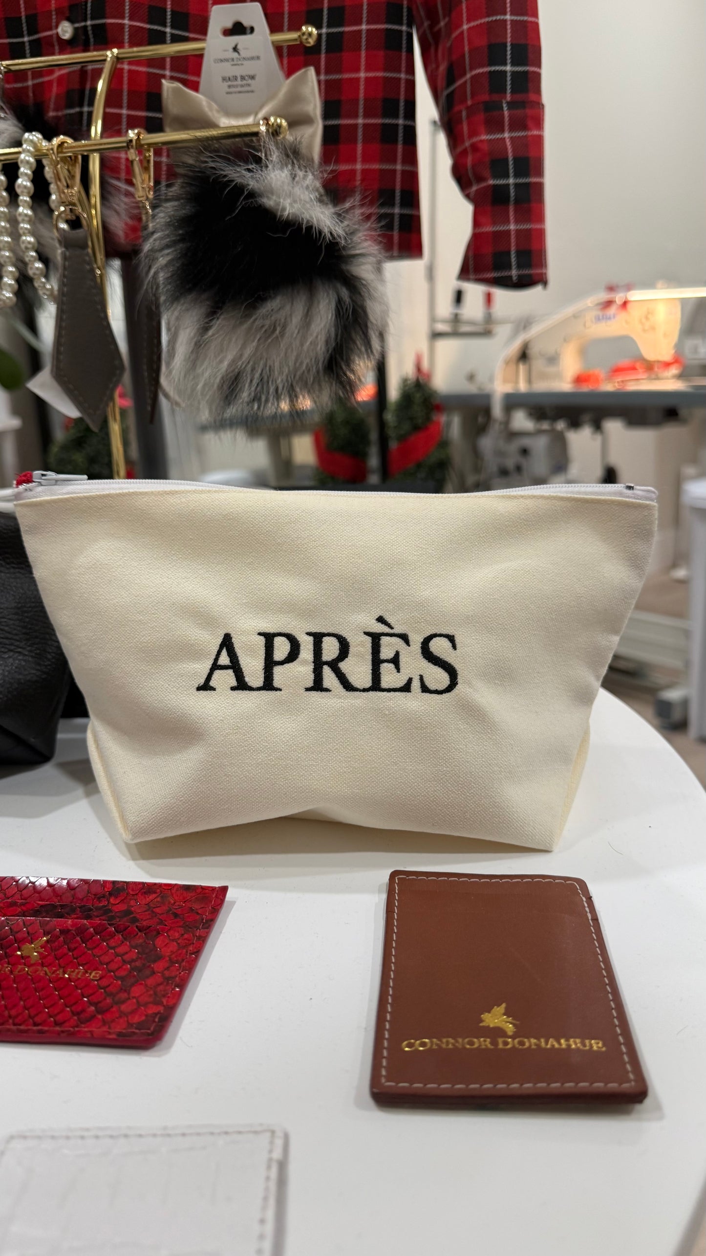 Après Ski Canvas Zippy Pouch