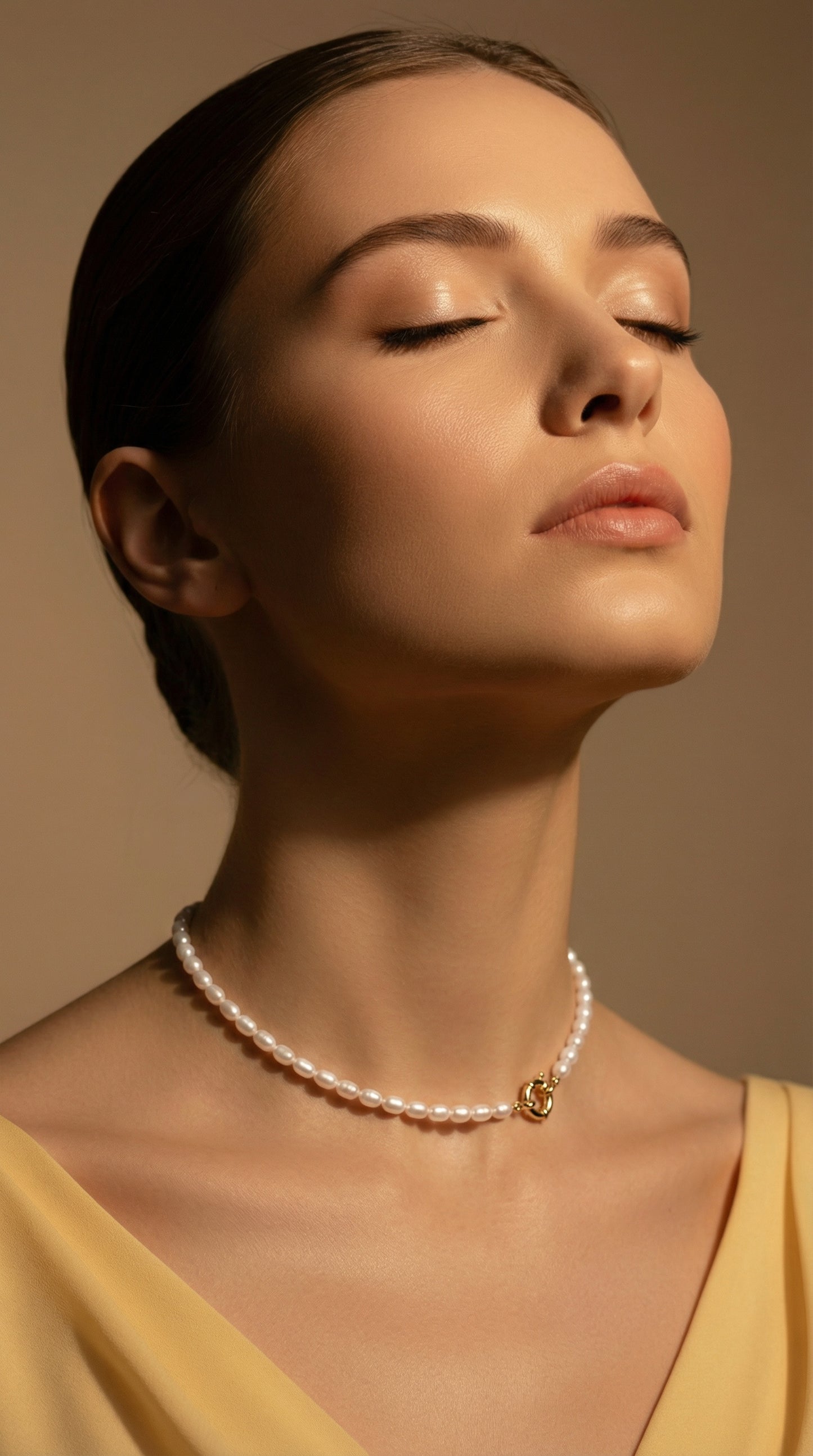 Porthole Pearl Necklace